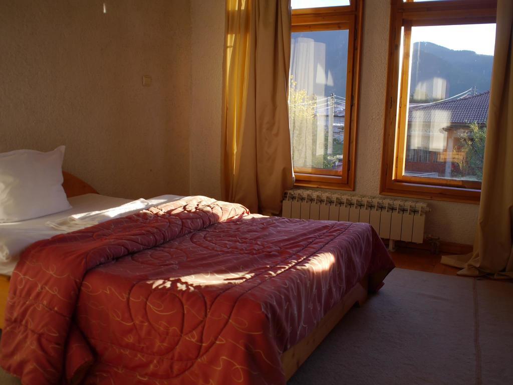 Family Hotel Silver Smolan Zewnętrze zdjęcie