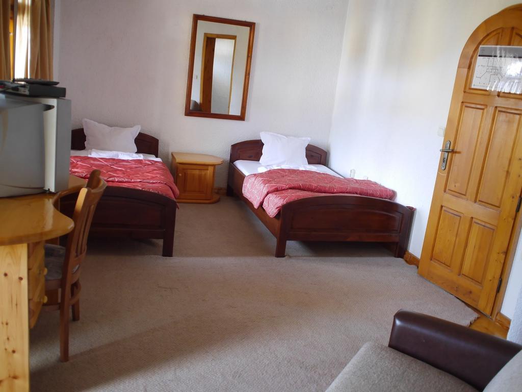 Family Hotel Silver Smolan Zewnętrze zdjęcie
